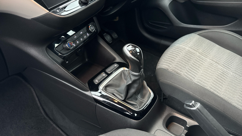 Vauxhall Corsa 1.2 SE 5dr Petrol Hatchback